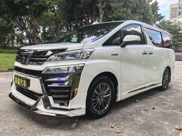 WILFA 2021 CROWN TWIN 2.5L HV LUXURY
