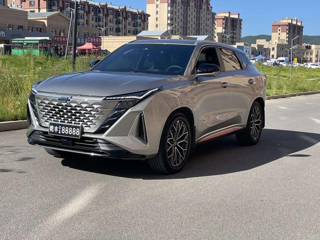 Changan Auchan Z6 2022 Blue Whale 1.5T DCT Intelligent Voyager
