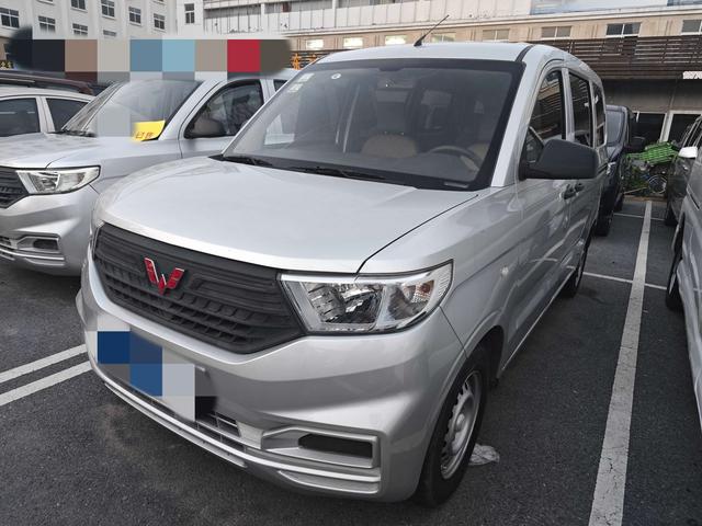Wuling Hongguang V 2019 model 1.5L basic National VI LAR