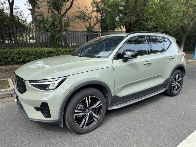Volvo XC40 2023 B3 Zhiyuan Sports Edition