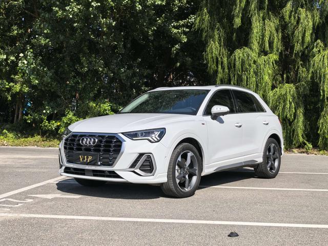 Audi Q3 2022 35 TFSI Stylish Dynamic