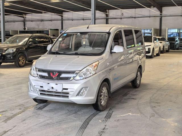 Wuling Rongguang V 2018 1.5L Standard Type