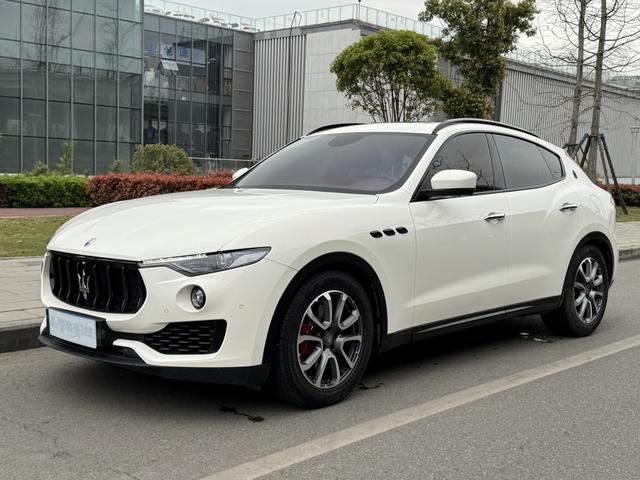 Levante 2016 3.0T Levante