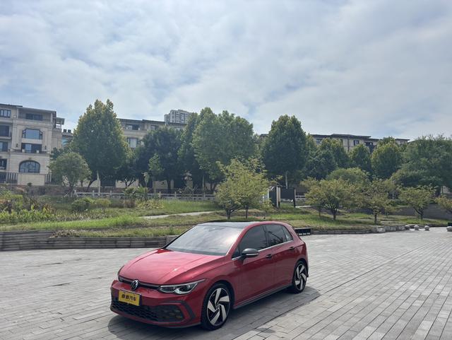 Golf GTI 2021 model 380TSI DSG GTI