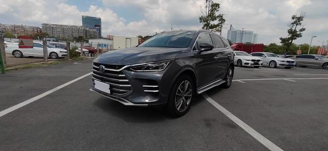 Tang DM 2018 DM 2.0T full-time four-wheel drive Zhilian Chuangyue 7-seater national V