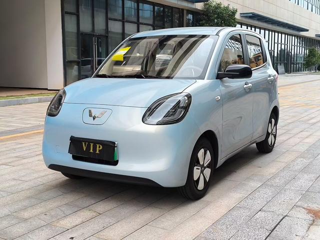 Wuling Hongguang MINIEV 2025 model 205km Lithium iron phosphate four-door Version Zhenxiang+ Model
