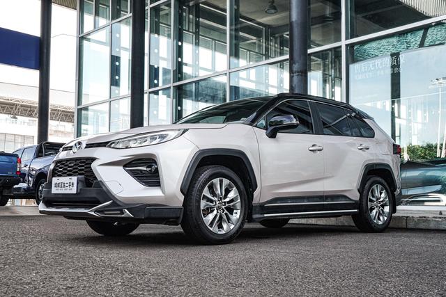 Veranda 2020 2.0L 2WD Deluxe