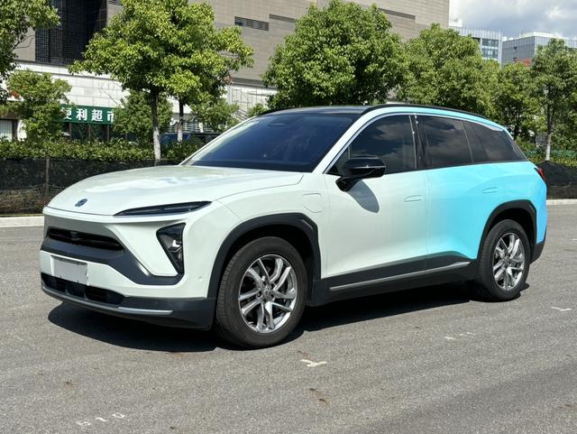 Azera ES6 2020 600KM Sport Edition