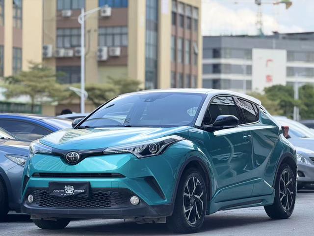 Toyota C-HR 2018 2.0L Leader Edition State V