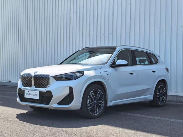 BMW iX1 2025 xDrive30L M Sports Yao Ye Suit