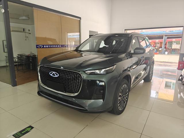 Tiggo 8 PLUS C-DM 2025 1.5T Luxury