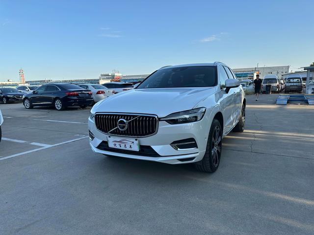 Volvo XC60 PHEV 2021 T8 E-drive Hybrid Zhiya Deluxe Edition