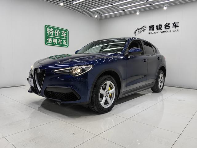 Stelvio Steinway 2017 2.0T 200HP Elite