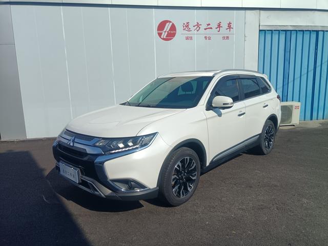 Outlander 2019 2.4L 4WD Peugeot 7-seat National VI