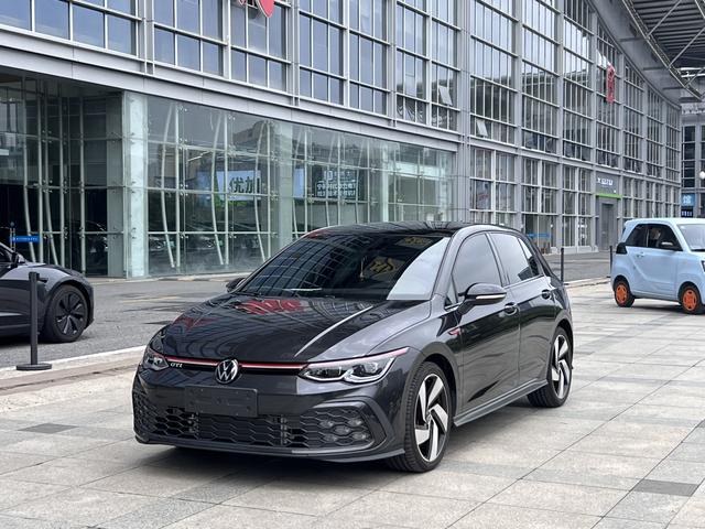 Golf GTI 2023 model 380TSI DSG GTI