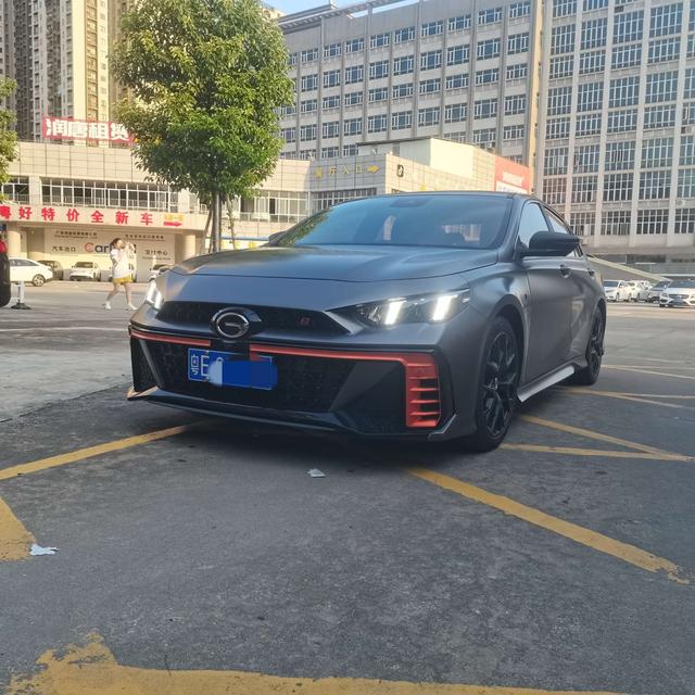 Shadow Leopard 2022 270T J16 R-Style Track Version