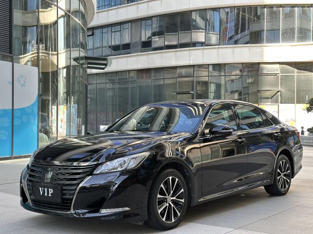 Crown 2018 2.0T Style Edition