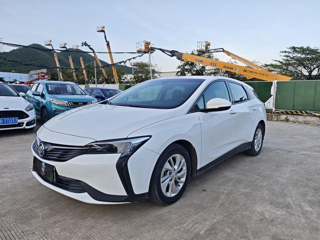 Micro Blue 6 PHEV 2022 connected and shared type