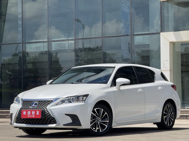 Lexus CT 2017 CT200h Elite Edition Monochrome