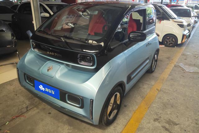 Baojun E300 2020 Plus Star Smart Edition