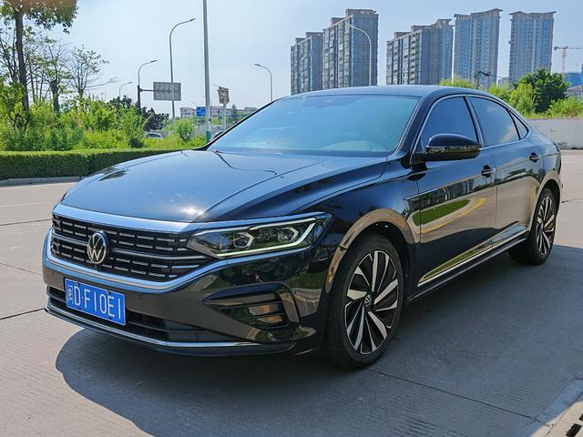 Passat 2023 facelift 330TSI Deluxe Edition