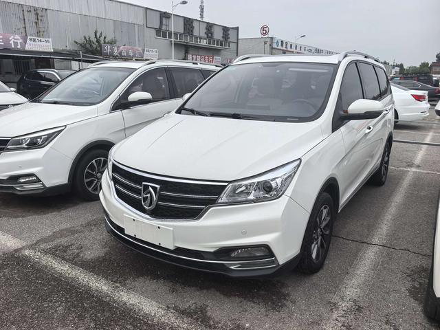 Baojun 730 2019 1.5T CVT flagship 7-seater country VI