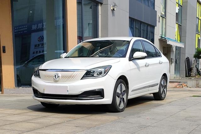 Dongfeng Fengshen E70 2021 Model 500 Super Exclusive Edition