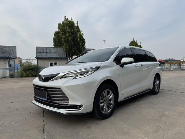 Saina 2024 dual-engine 2.5L four-wheel drive premium edition