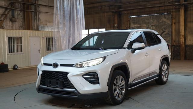 Veranda 2022 2.0L 2WD Deluxe