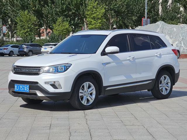 Zotye T700 2017 1.8T Dual Clutch Exclusive New Year Edition
