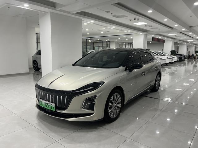 Hongqi E-QM5 2024 model 610KM PLUS version 100kW