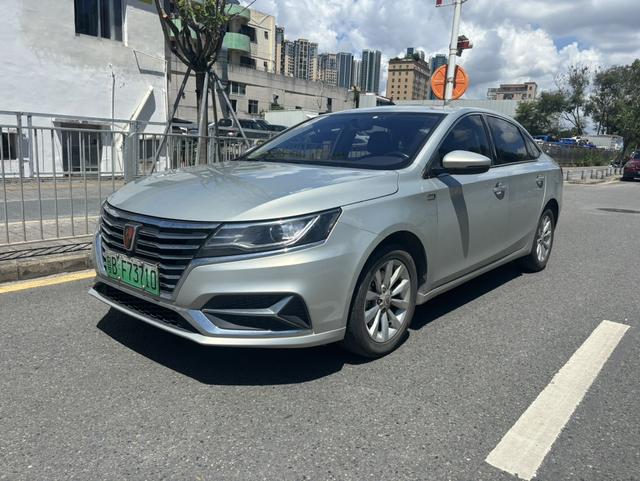 Roewe ei6 2017 45T Hybrid Connected Smart Edition