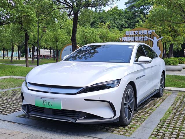 Han EV 2023 Champion Edition 605KM Premium