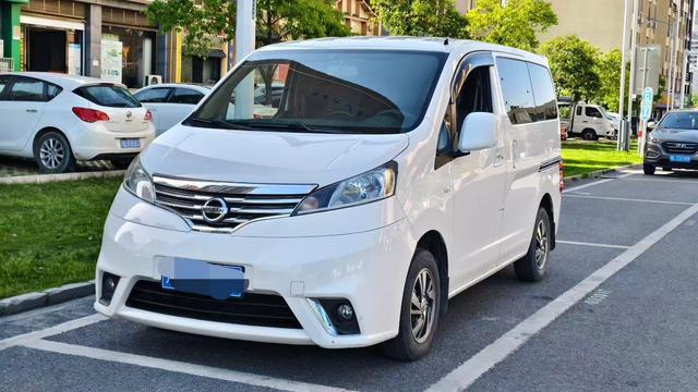 Nissan NV200 2018 1.6L CVT luxury