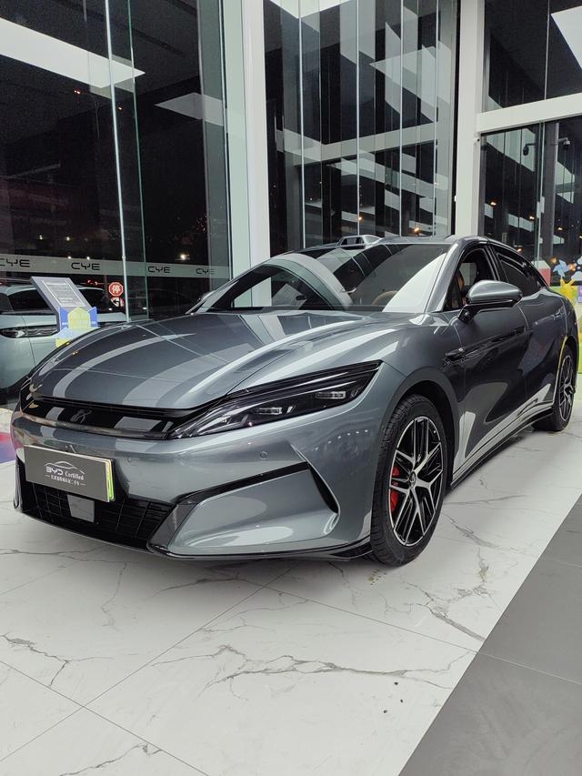 Han L DM 2025 DM-p 180KM four-wheel drive lidar flagship type