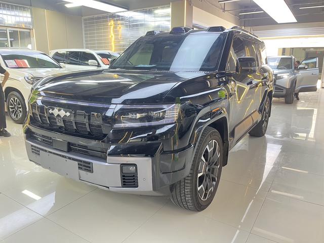 Leopard 8 2025 Zhiyong Ultimate Edition 7 Seats