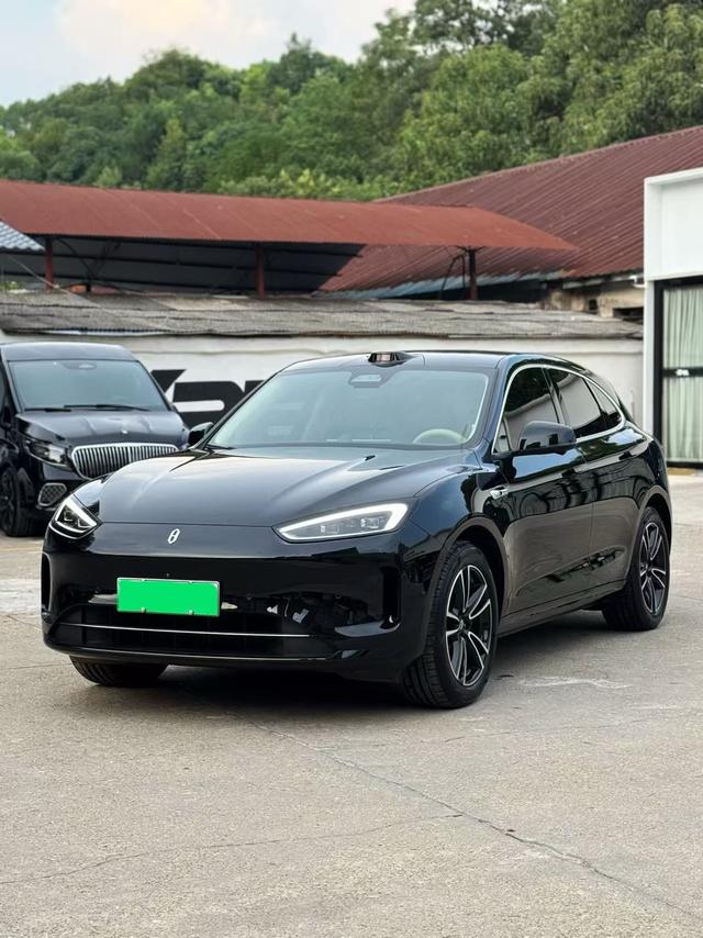 Wenjie M5 2024 extended range Max rear drive high-end smart driving version