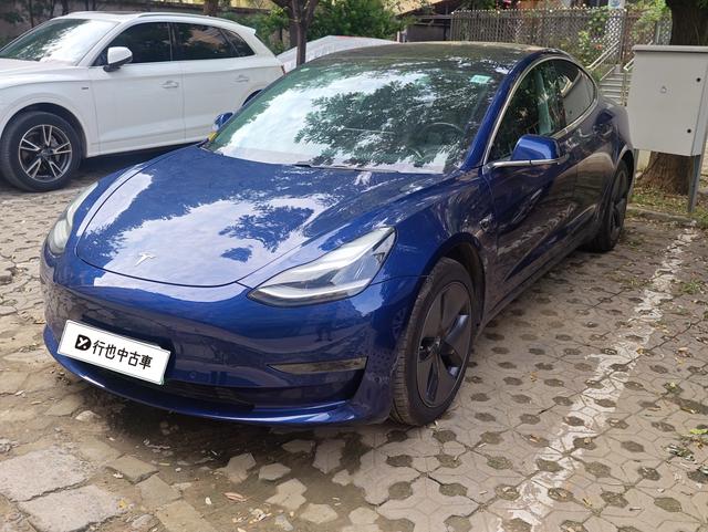 Model 3 (Import) 2019 Long Range Rear Drive Edition