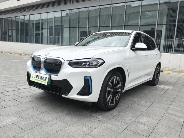 BMW iX3 2022 Leader