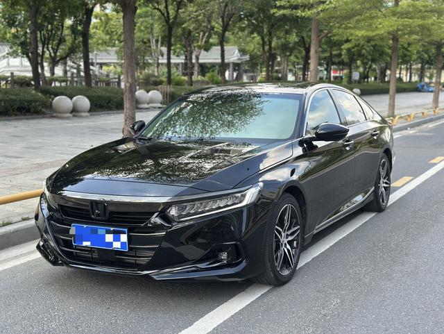 Accord 2022 260TURBO Phantom Night - Premium Edition