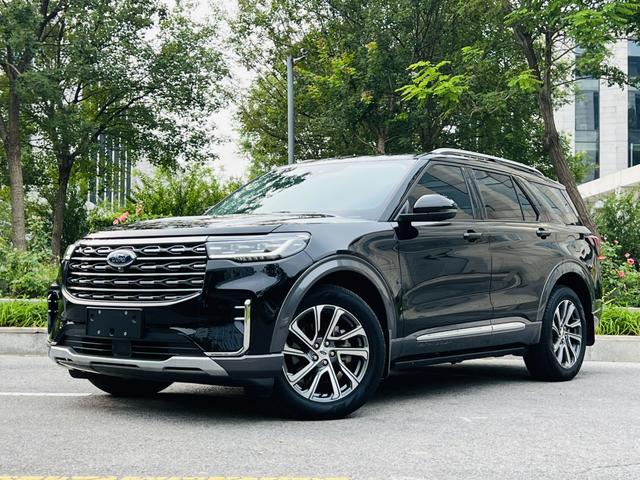 Explorer 2023 EcoBoost 285 four-wheel drive fashion plus version 6-seater