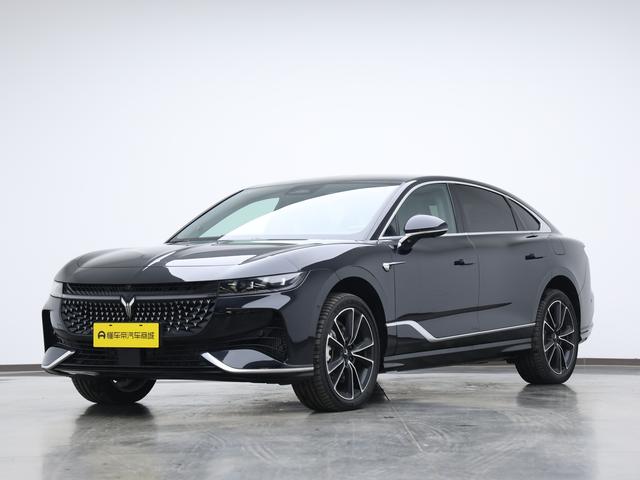 Lantu Chasing Light PHEV 2024 Ultra-long battery life Four-wheel drive Ultimate Edition