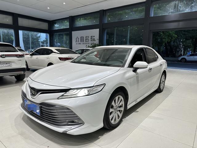 Camry 2019 2.0G Deluxe Edition Country V