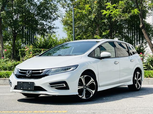 Jade 2017 210TURBO CVT Deluxe Edition 5 Seats
