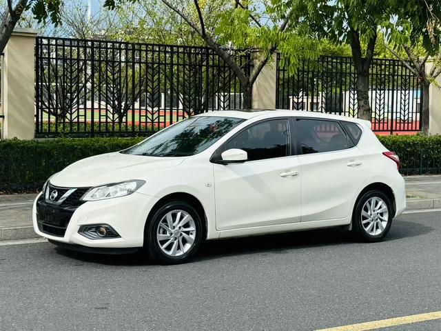 TIIDA TIIDA 2016 1.6L CVT Cool Edition