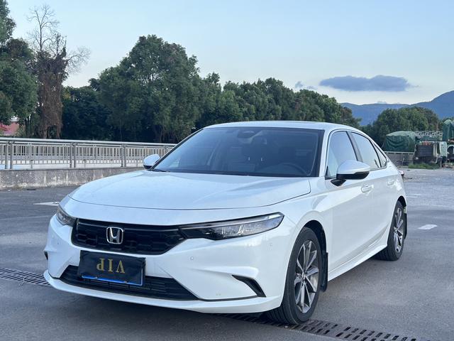 Model 2023 240TURBO CVT Leader