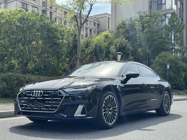 Audi A7L 2024 model 45 TFSI luxury