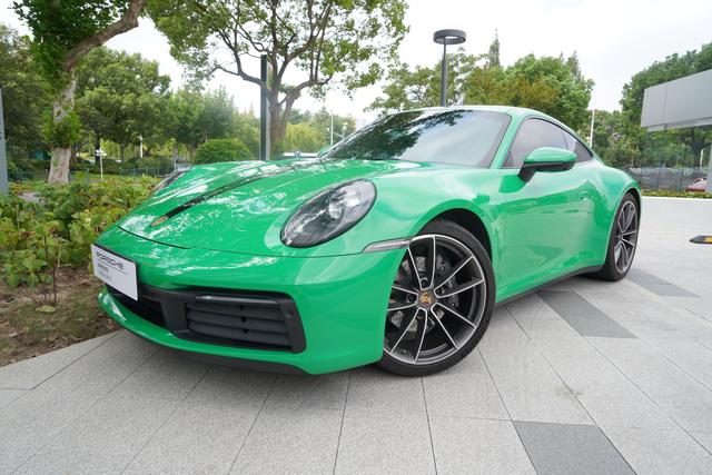 Porsche 911 2023 Carrera 3.0T