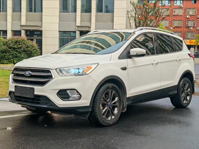 Wing Tiger 2019 EcoBoost 180 two-wheel drive platinum airfoil country VI