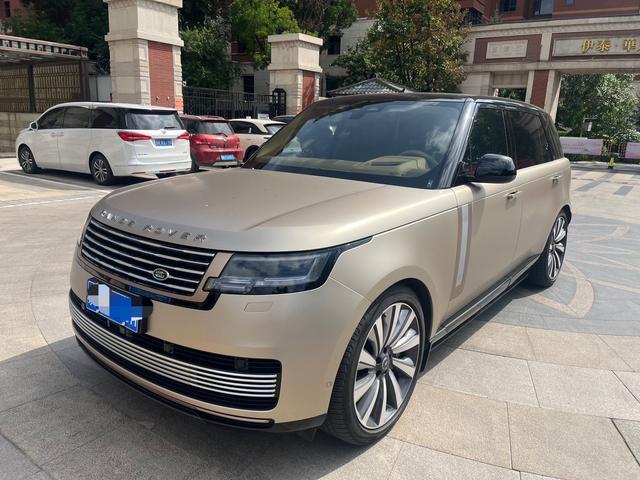 Range Rover 2024 4.4 V8 SV Honor Genesis Extended Version 4 Seats